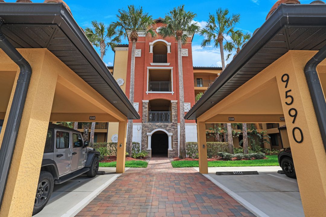 9590 Trevi Ct #5313, Naples, FL 34113