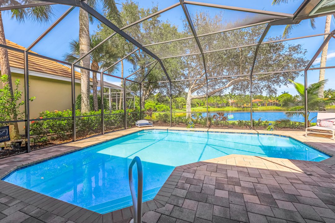 8544 Mallards Way, Naples, FL 34114