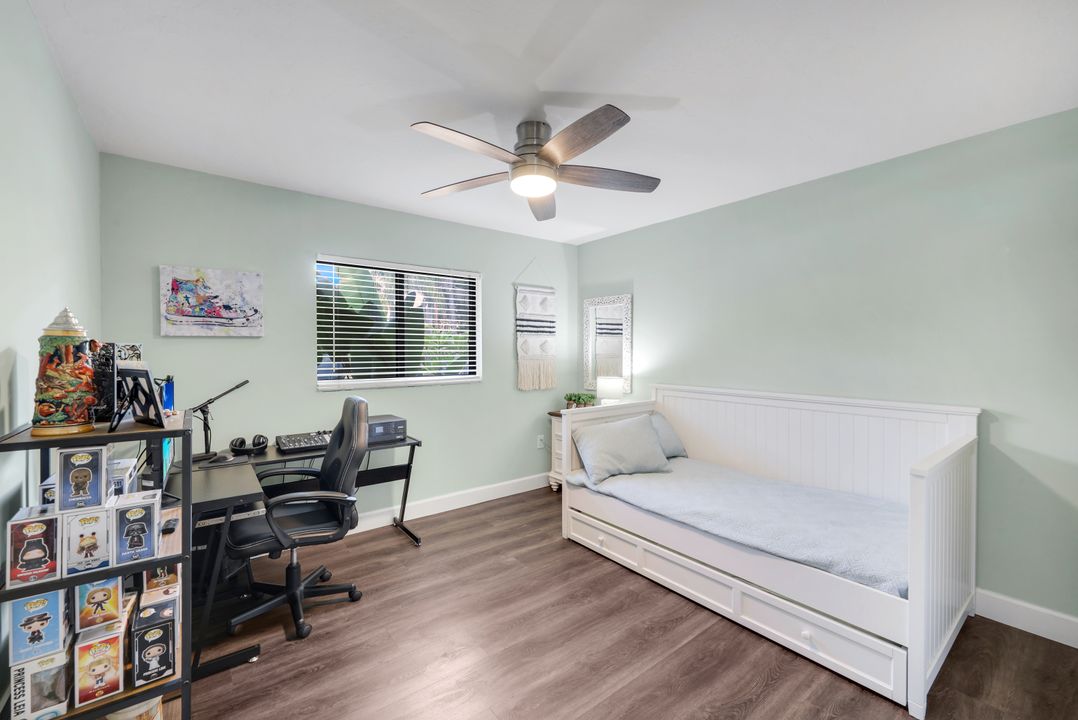 27051 Edgewood St, Bonita Springs, FL 34135