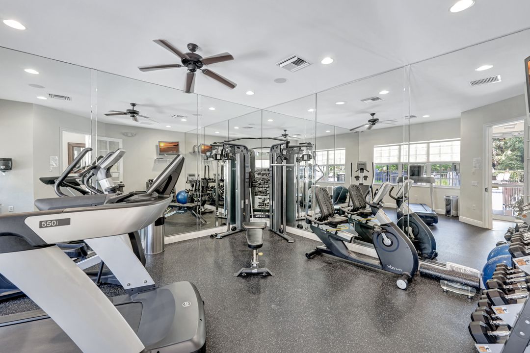 7842 Hawthorne Dr #1703, Naples, FL 34113