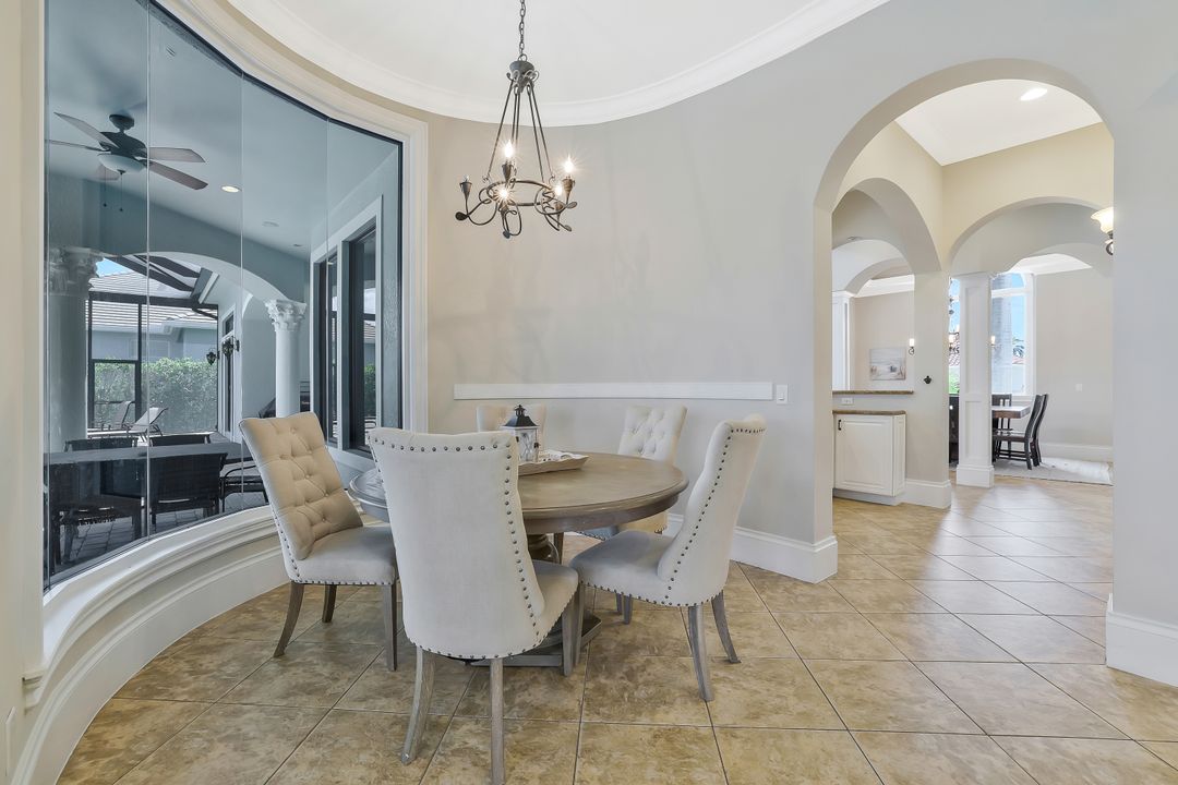 541 Taylor Ct, Marco Island, FL 34145
