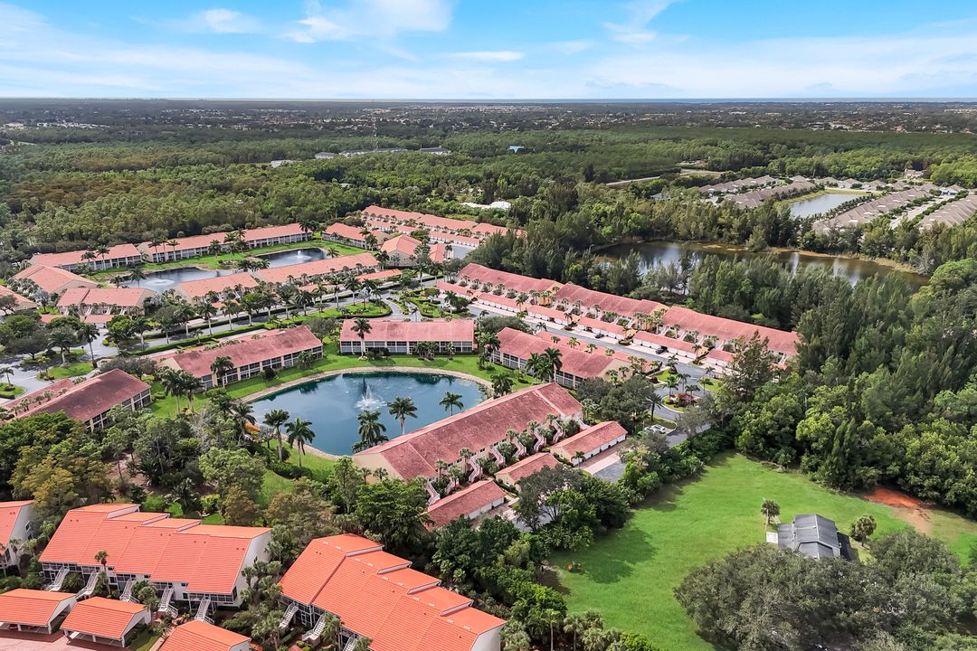 2415 Bayou Ln #3, Naples, FL 34112