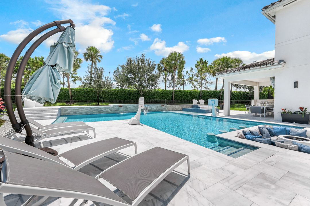 4138 Aspen Chase Dr, Naples, FL 34119