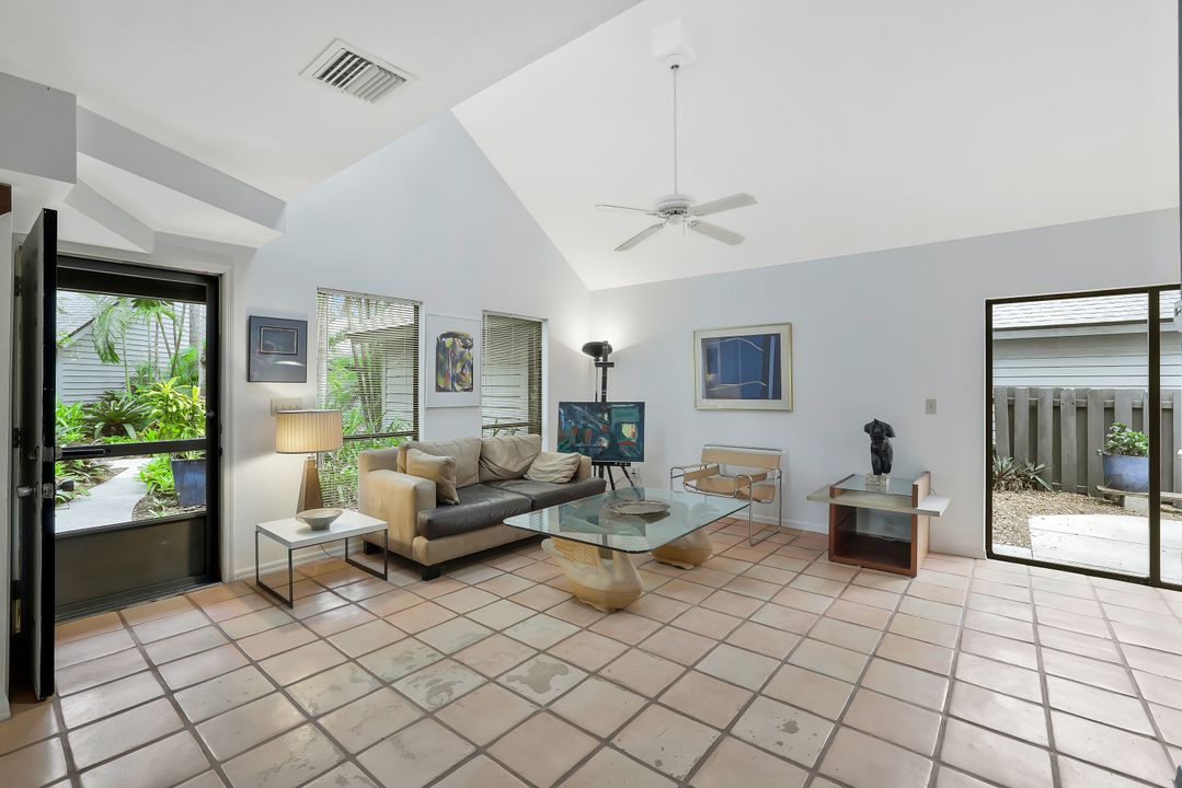 1329 Solana Rd, Naples, FL 34103