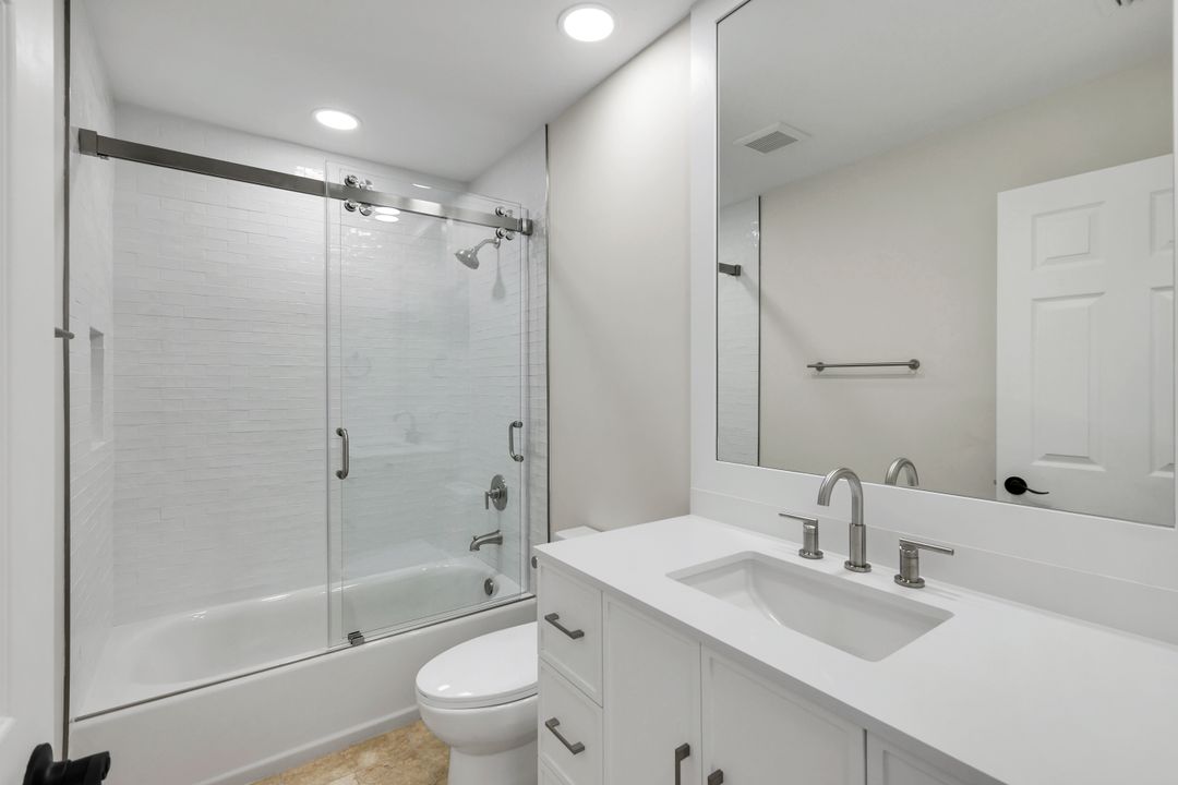235 Silverado Dr, Naples, FL 34119