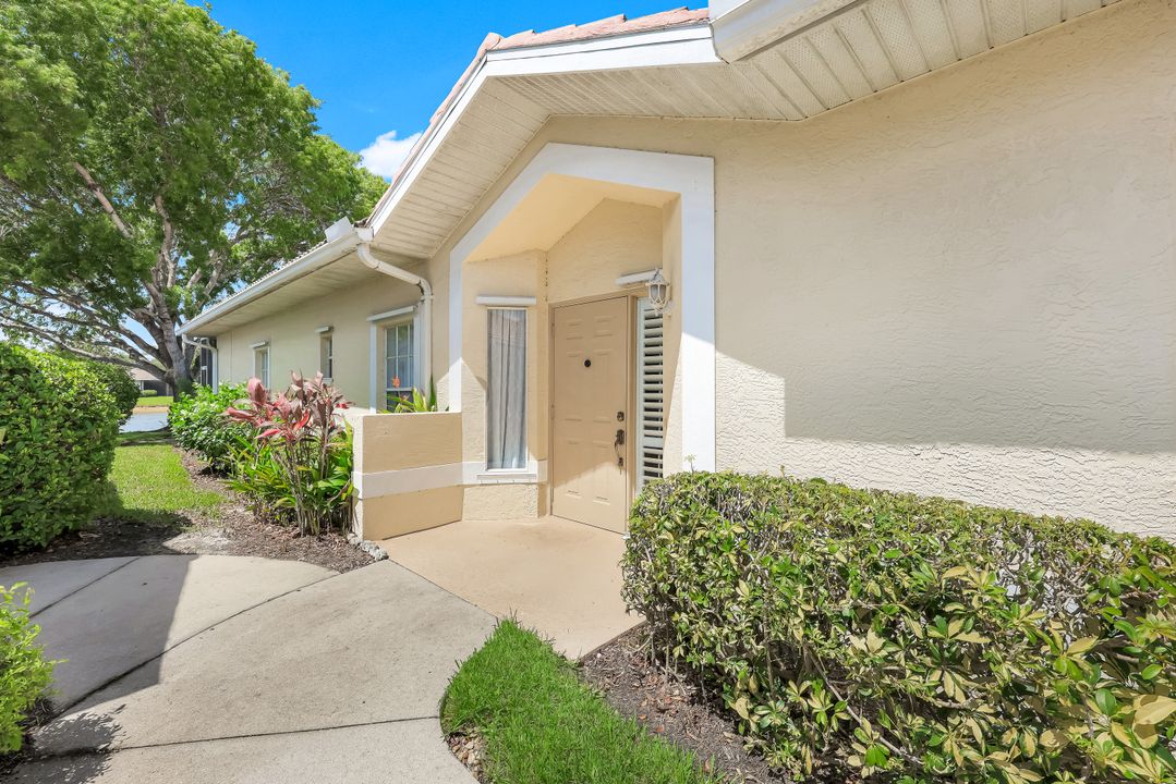 6956 Lone Oak Blvd, Naples, FL 34109