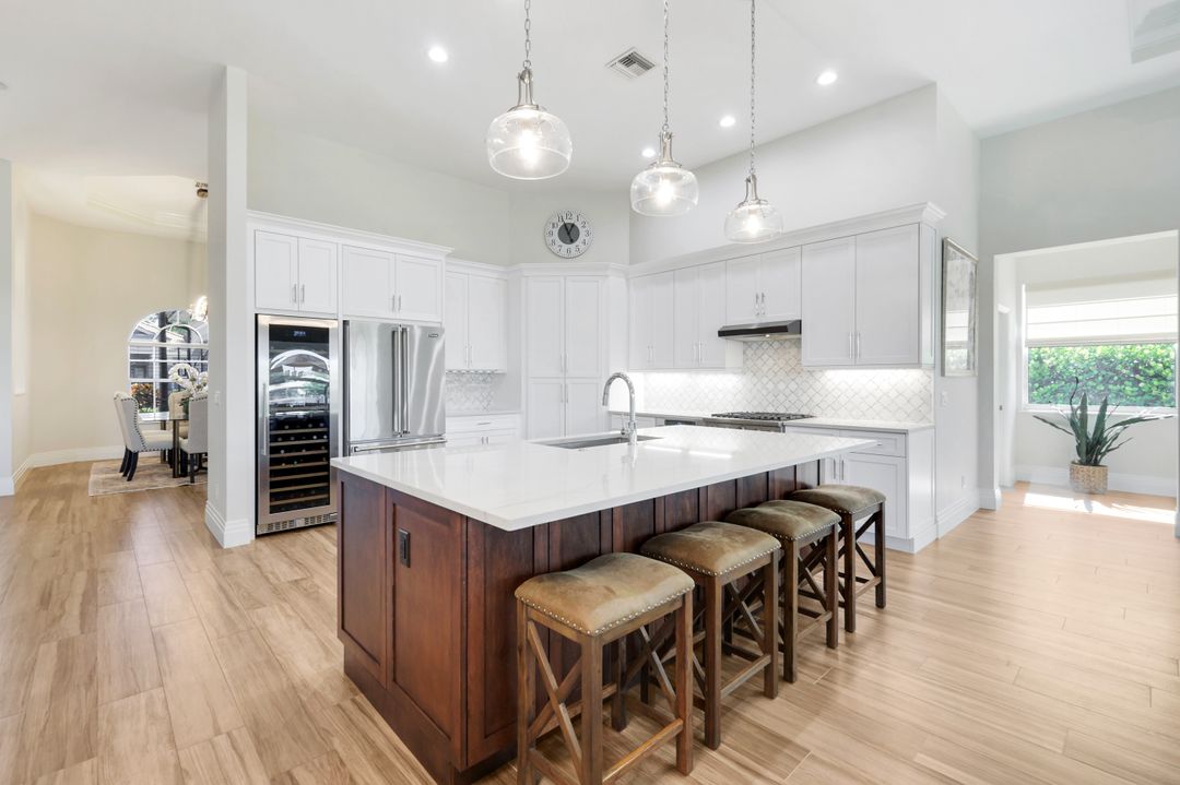 7633 Mulberry Ln, Naples, FL 34114