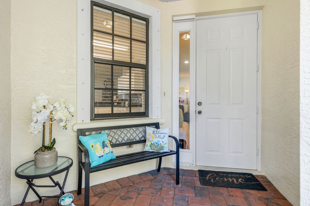 15239 Summit Pl Cir, Naples, FL 34119