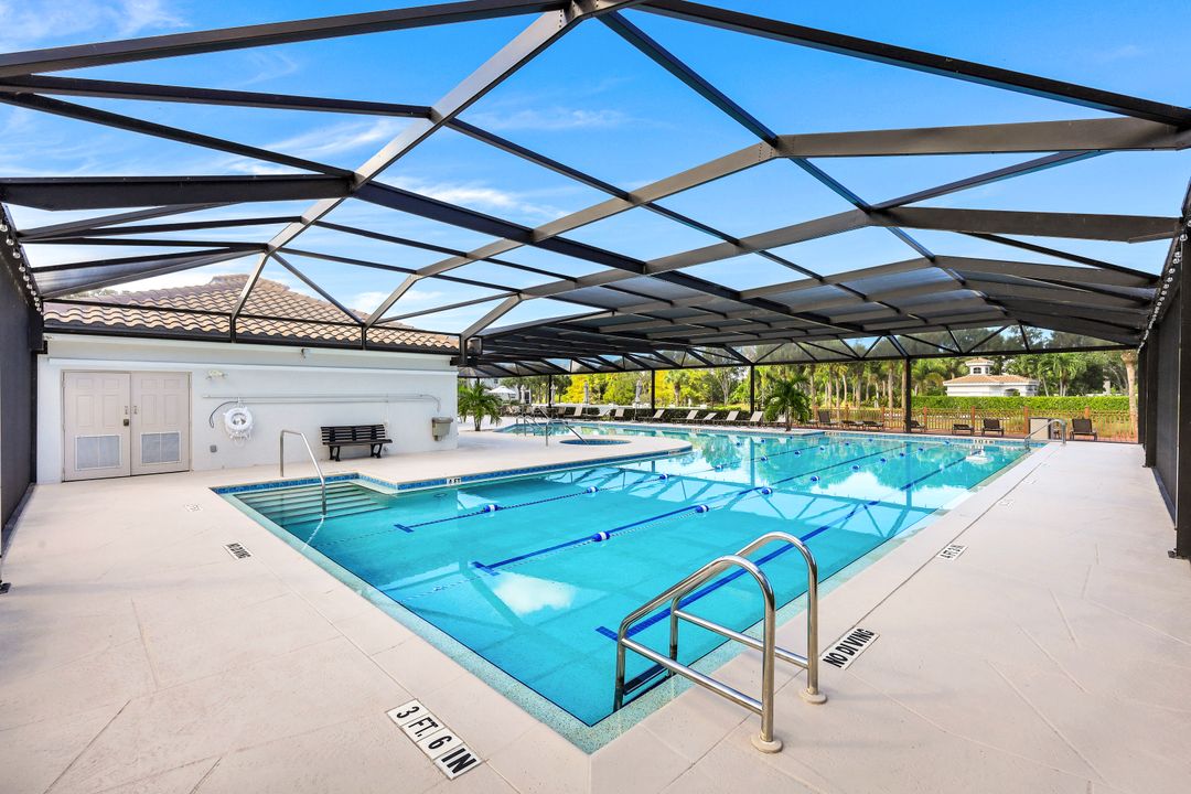 6808 Satinleaf Rd S #204, Naples, FL 34109