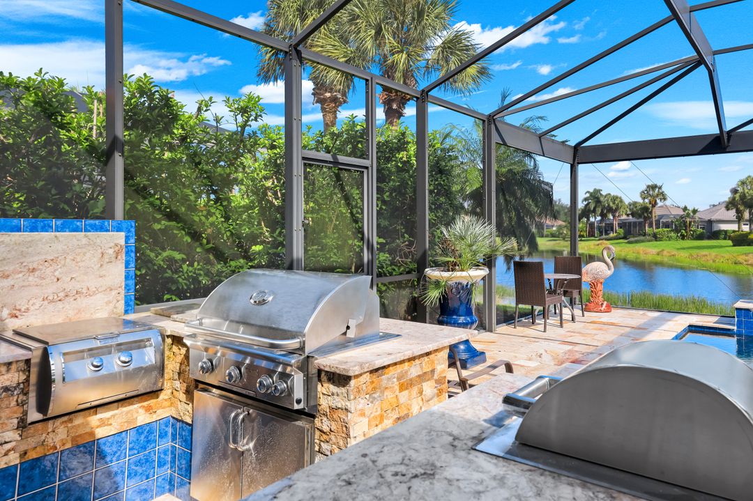 9684 Cobalt Cove Cir, Naples, FL 34120