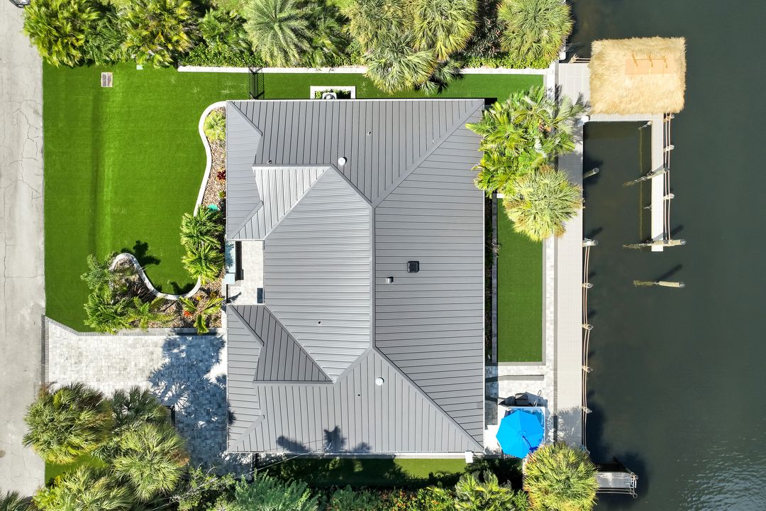 16340 Buccaneer St, Bokeelia, FL 33922
