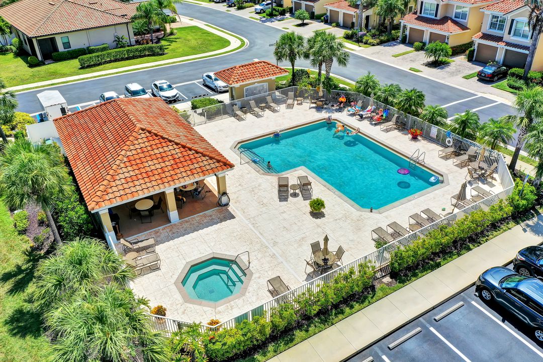 9079 Triangle Palms Ln, Fort Myers, FL 33913