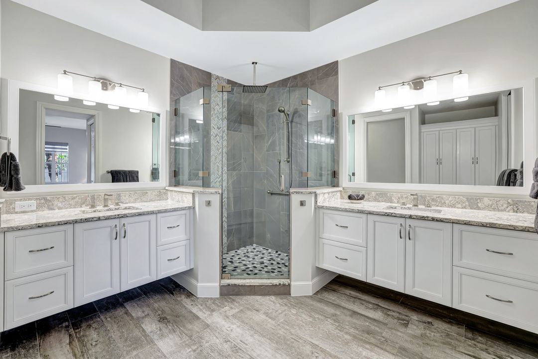 770 Bentwater Cir #103, Naples, FL 34108