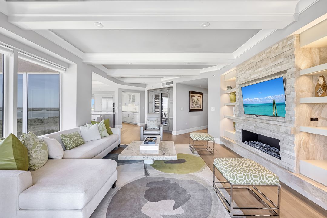 4801 Bonita Bay Blvd #1004, Bonita Springs, FL 34134