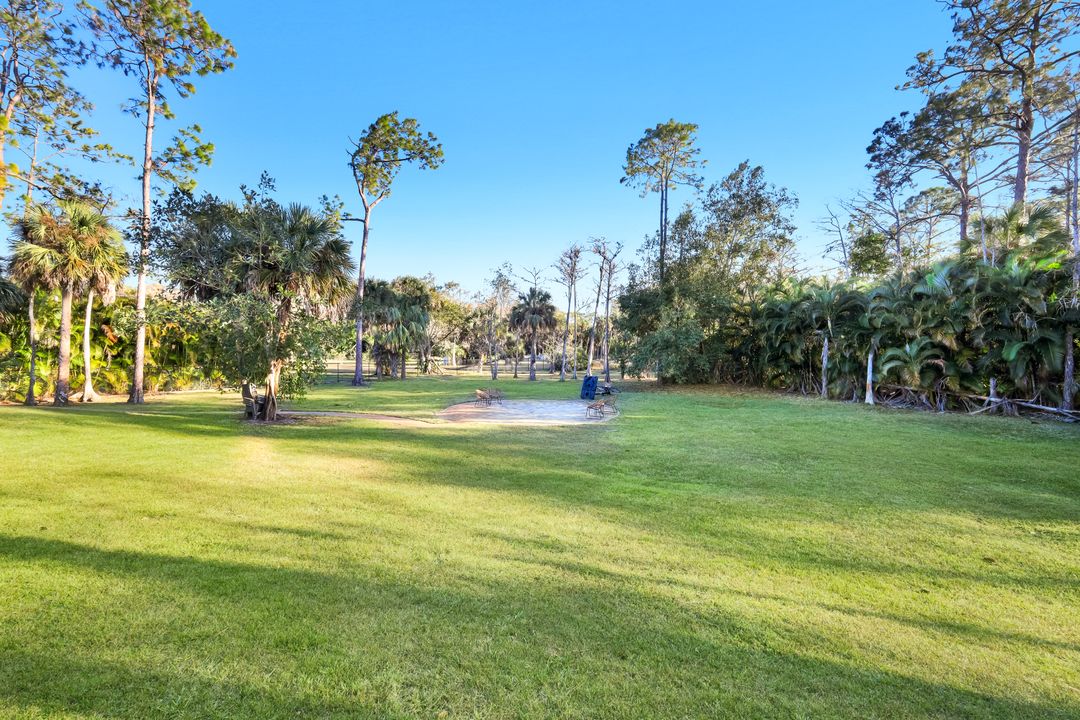 4480 1st Ave NW, Naples, FL 34119