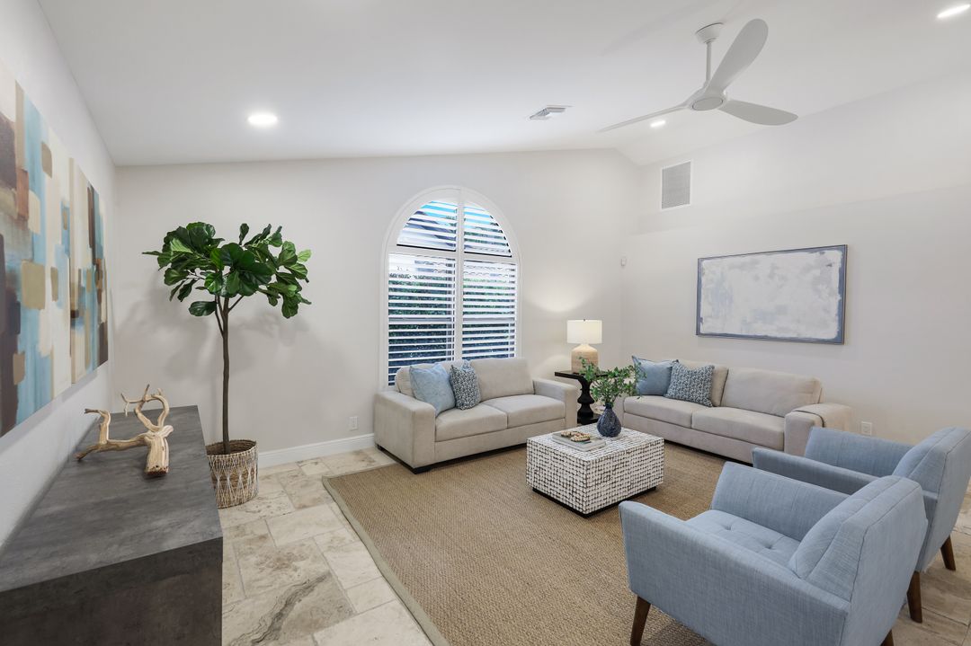 235 Silverado Dr, Naples, FL 34119