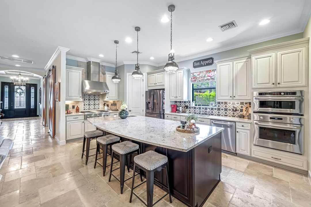 10293 Coconut Road, Bonita Springs, FL 34135
