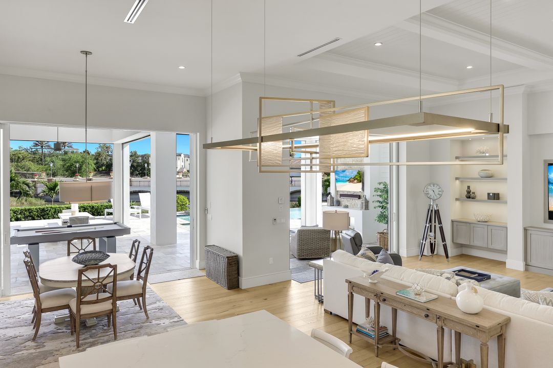 16415 Seneca Way, Naples, FL 34110