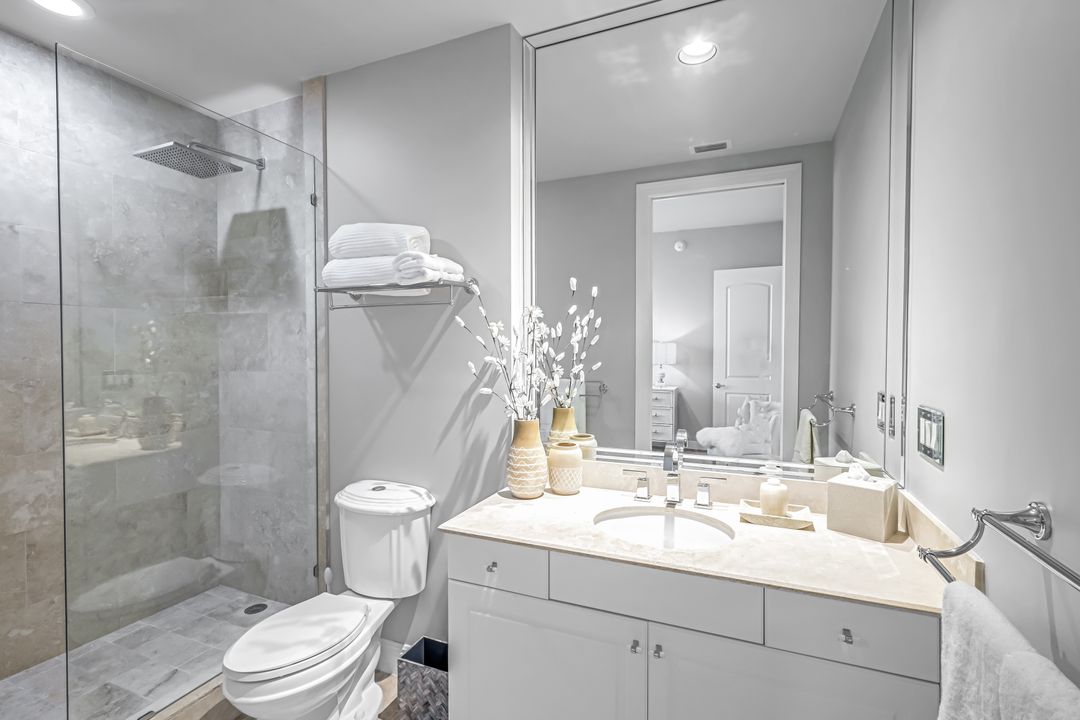 2090 W First St #2105, Fort Myers, FL 33901