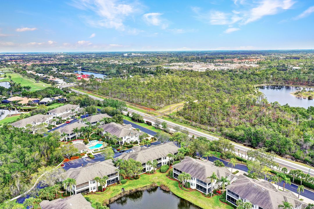 5040 Yacht Harbor Cir #6-201, Naples, FL 34112
