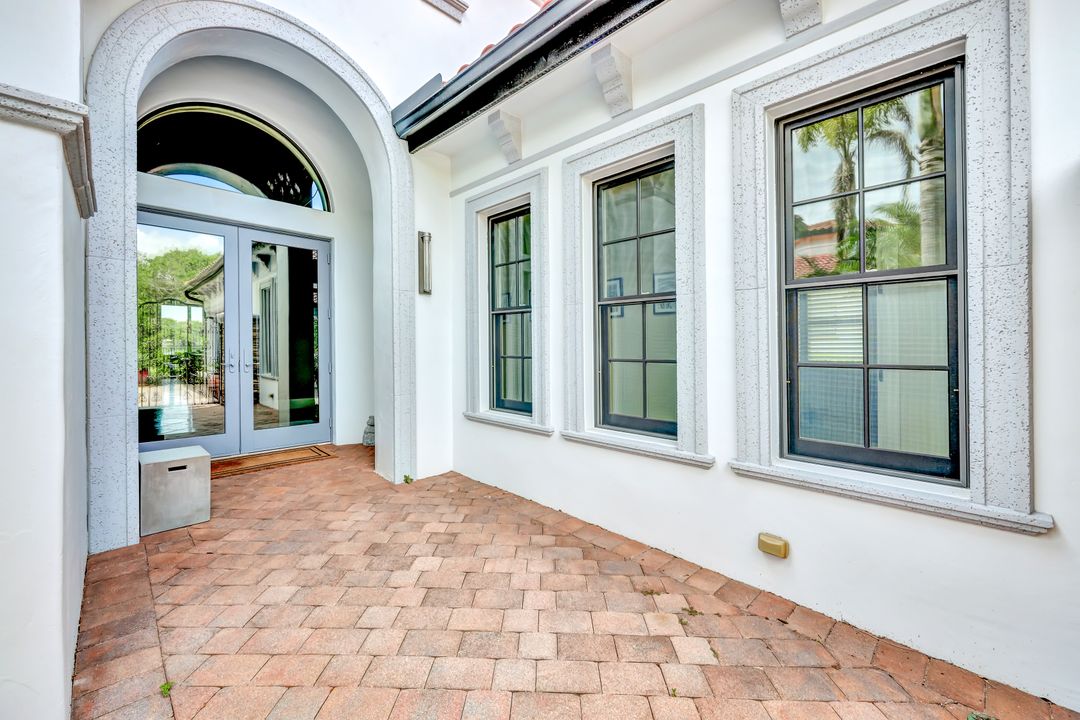 16811 Cabreo Dr, Naples, FL 34110