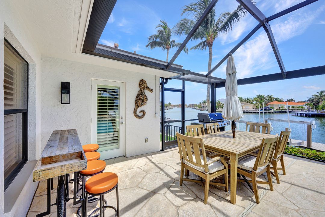 665 Rockport Ct, Marco Island, FL 34145