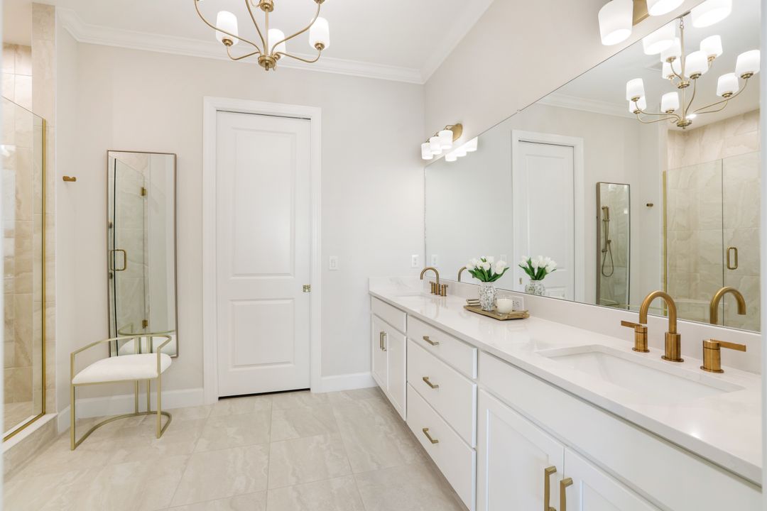 15336 Lucerna St #203, Naples, FL 34114