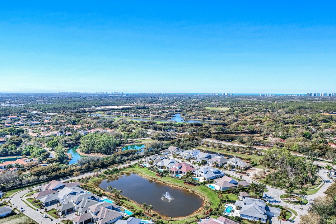 16716 Enclave Cir, Naples, FL 34110