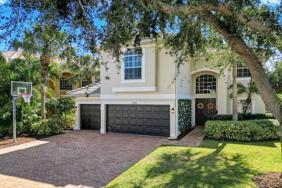 9261 Estero River Cir, Estero, FL 33928