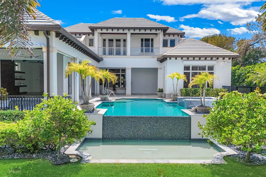 605 Galleon Dr, Naples, FL 34102