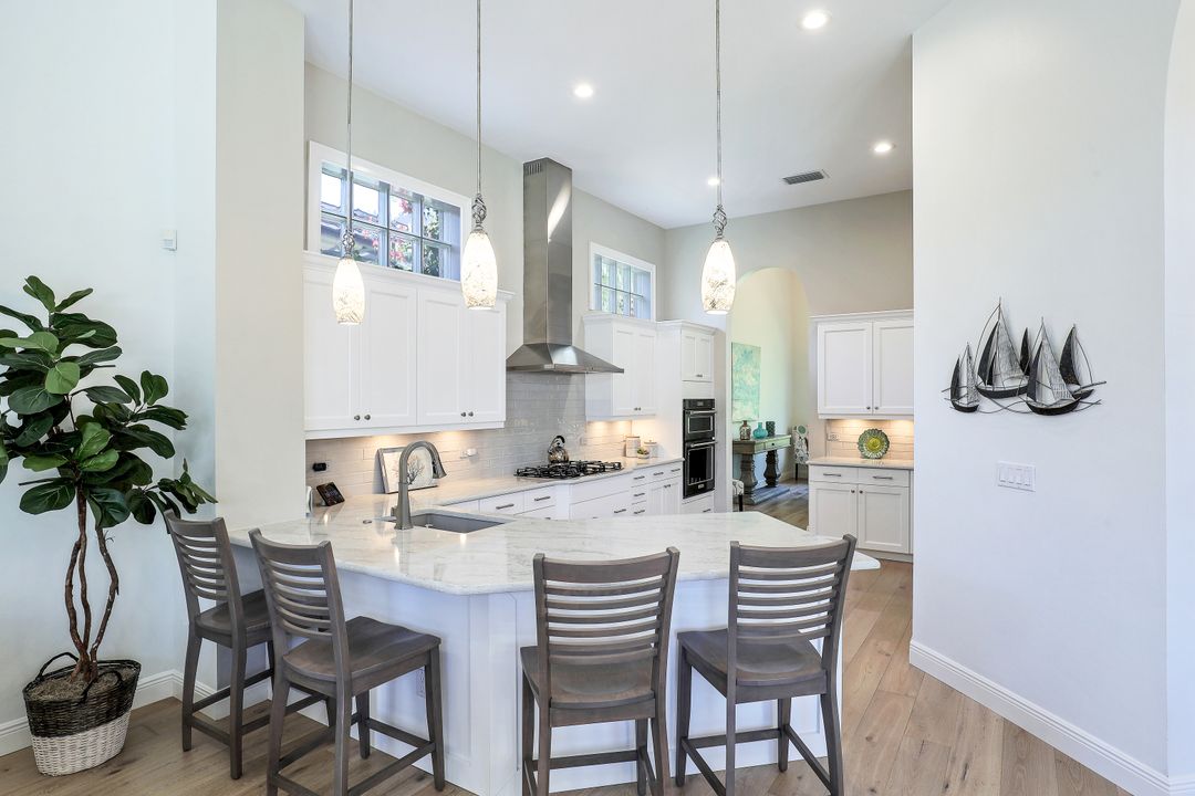 18132 Via Caprini Dr, Miromar Lakes, FL 33913