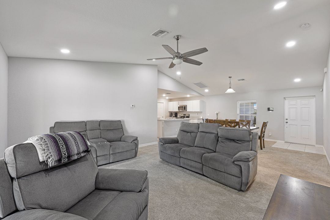 21 NW 23rd Terrace, Cape Coral, FL 33993