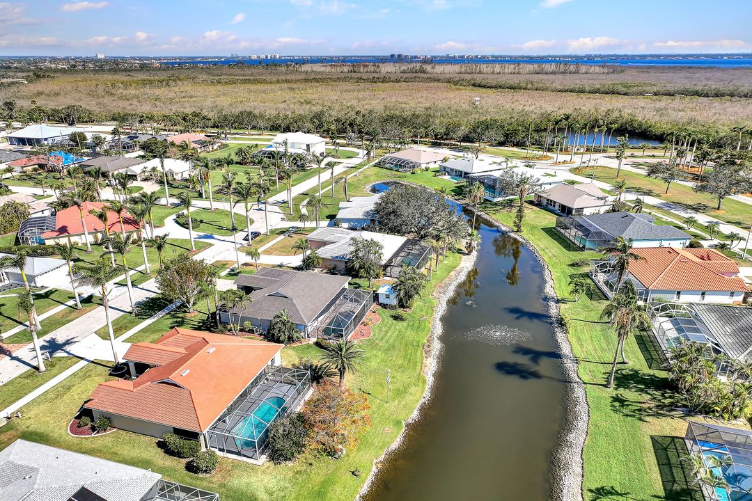 1046 SW 57th St, Cape Coral, FL 33914