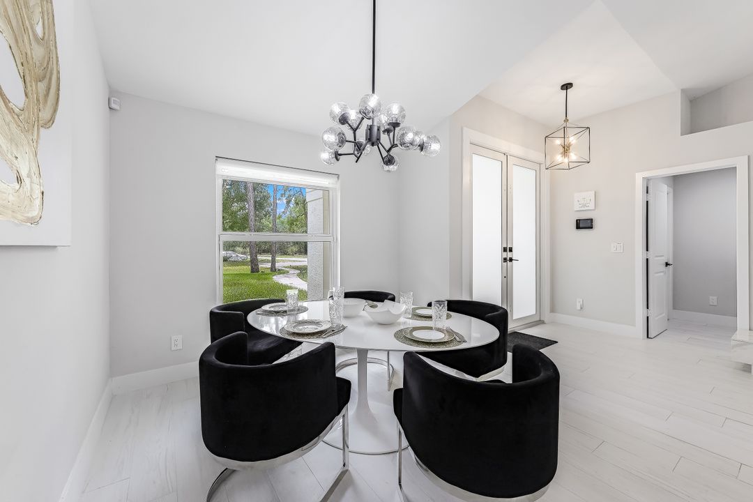 6641 Golden Gate Pkwy, Naples, FL 34105