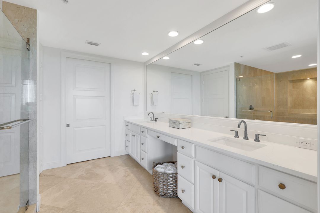 265 Indies Way #502, Naples, FL 34110