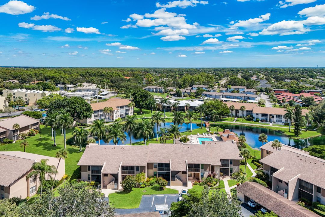 960 Palm View Dr #209, Naples, FL 34110
