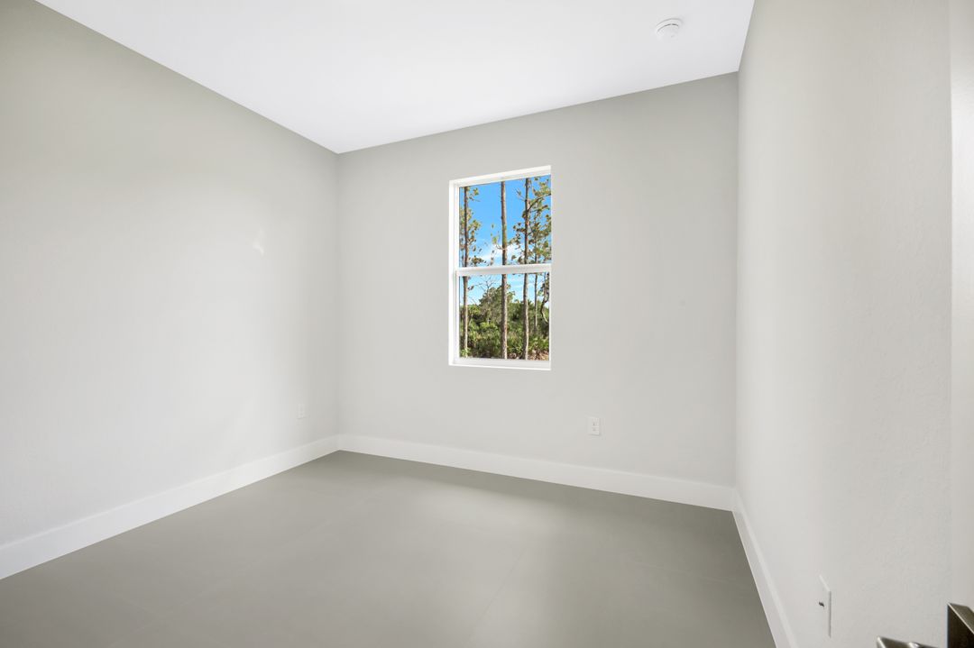 4321 60th Ave NE, Naples, FL 34120