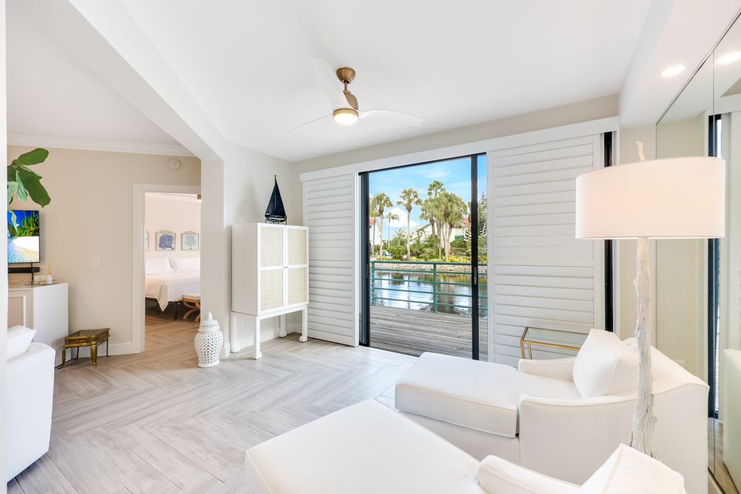 2166 Anchorage Ln #A, Naples, FL 34104