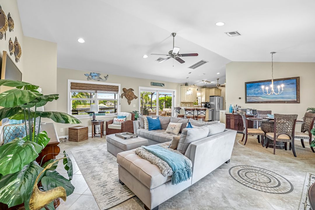 815 Rose Ct, Marco Island, FL 34145