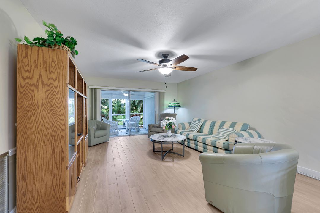5419 Rattlesnake Hammock Rd, Naples, FL 34113