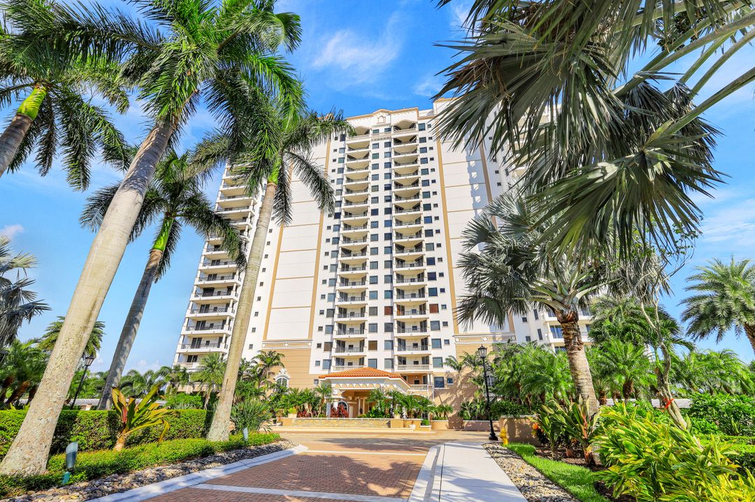 1060 Borghese Ln #2002, Naples, FL 34114