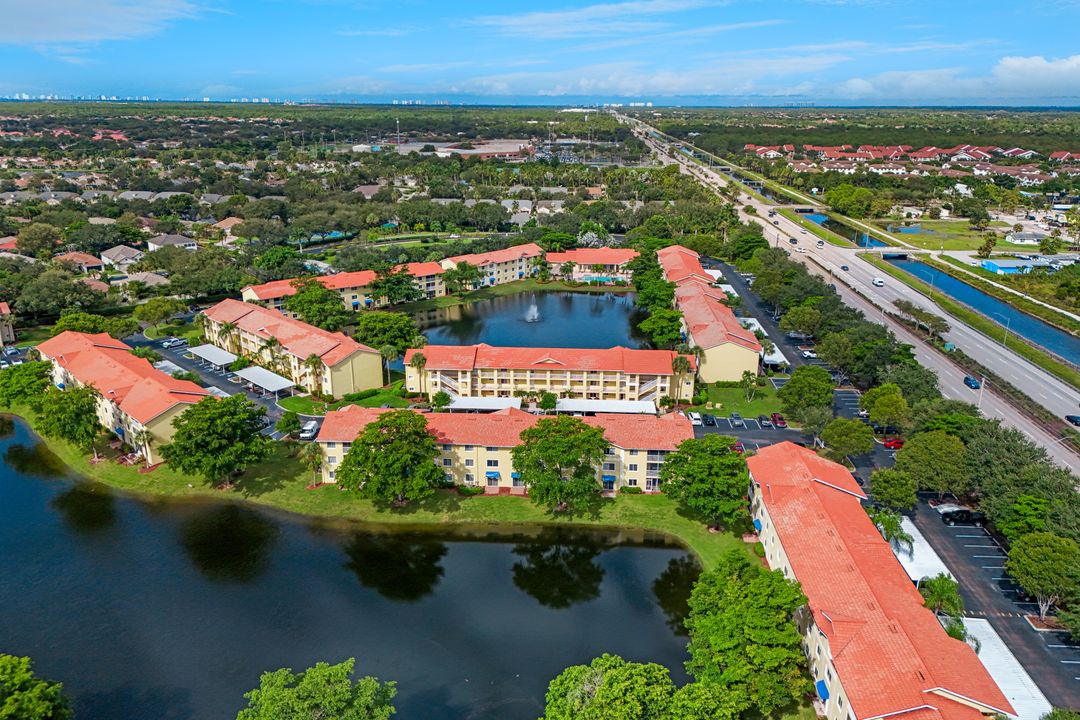 8298 Key Royal Ln #415, Naples, FL 34119