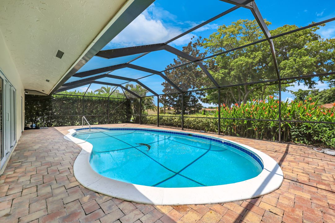 878 Teryl Rd, Naples, FL 34112