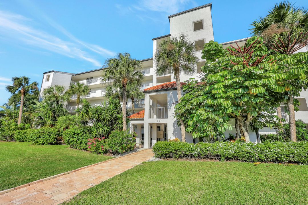 100 Stevens Landing Dr #101, Marco Island, FL 34145