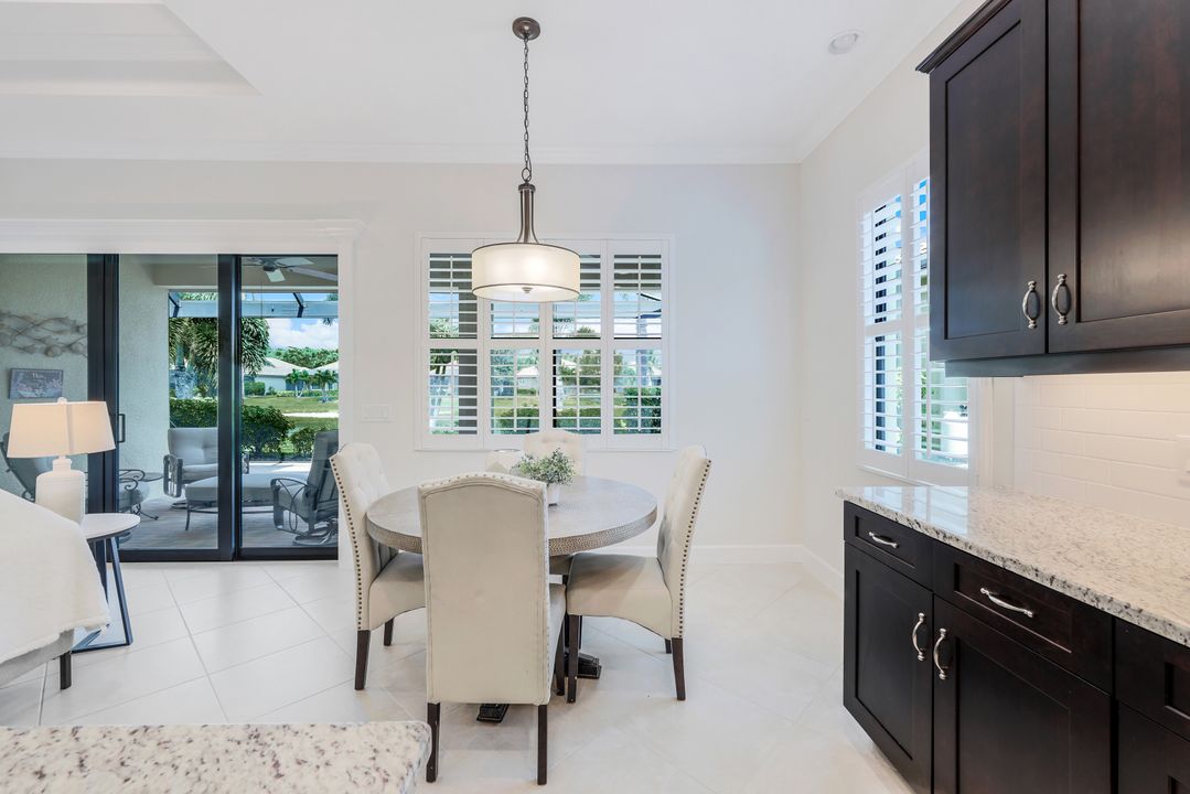 9096 Isla Bella Cir, Bonita Springs, FL 34135