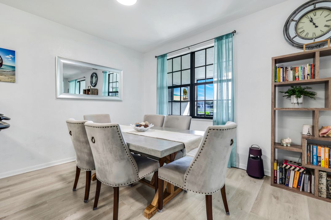 15239 Summit Pl Cir, Naples, FL 34119