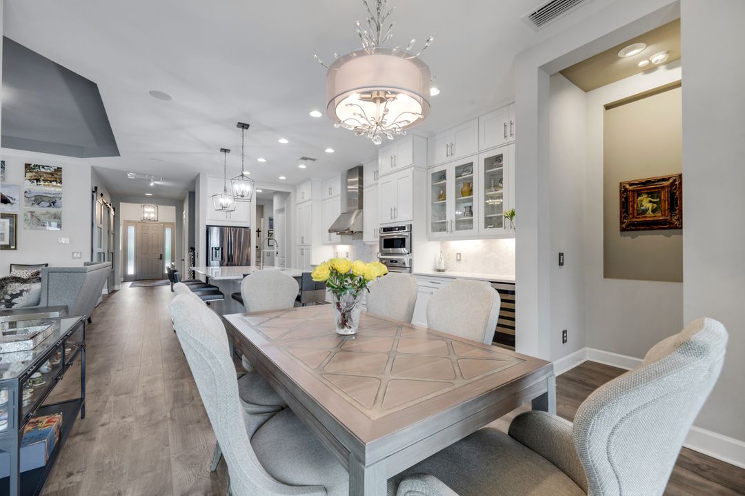 9351 Montelanico Loop, Naples, FL 34119