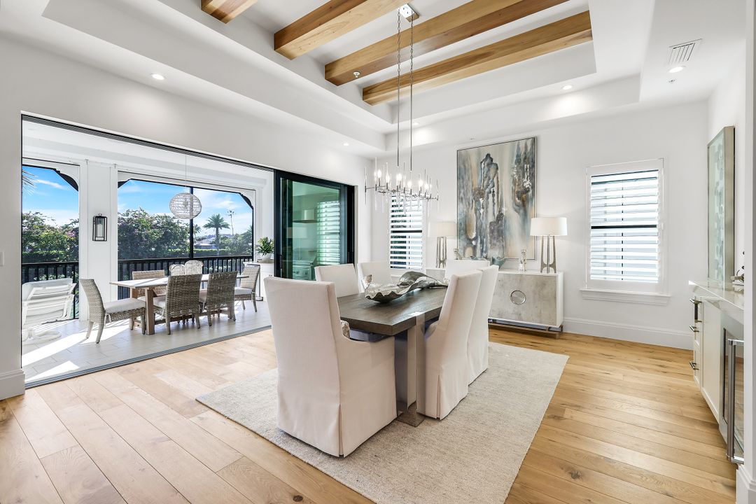 16320 Corsica Way #202, Naples, FL 34110