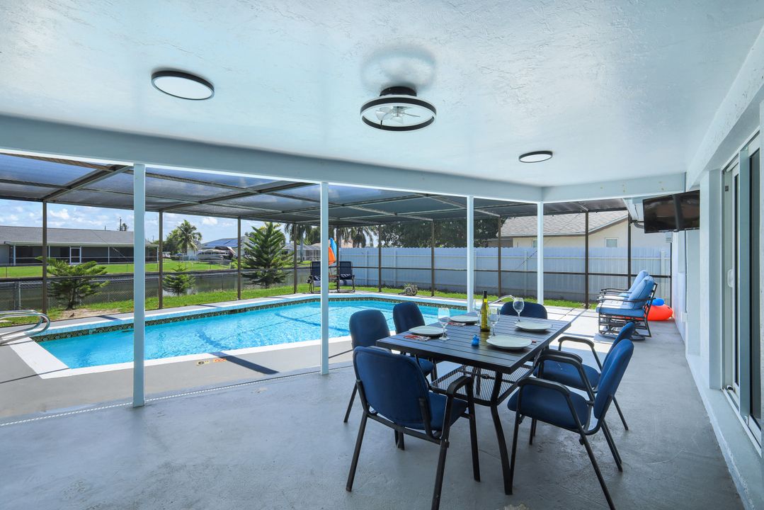 1813 Hancock Bridge Pkwy, Cape Coral, FL 33990
