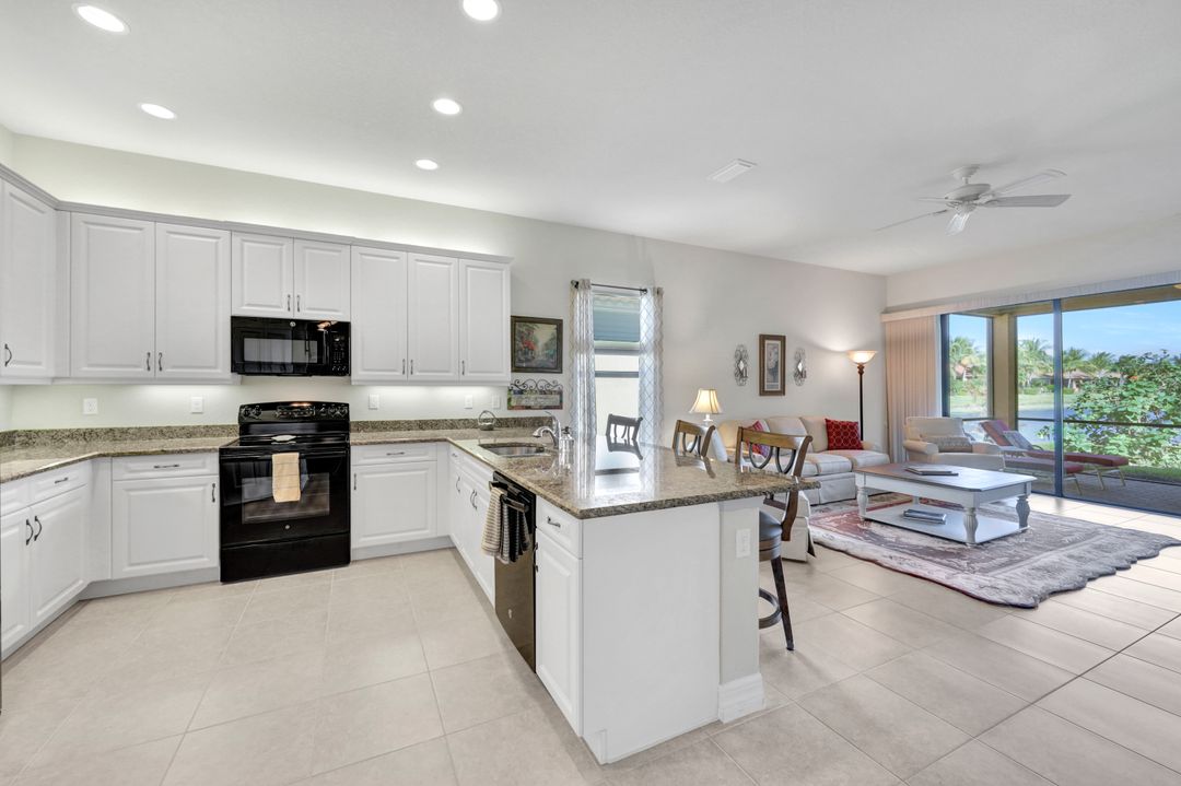 13466 Sumter Ln, Naples, FL 34109